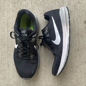 Nike Womens Air Zoom Structure 21 904701-001 Black size 10